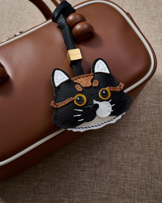 LONG-HAIR TABBY CAT CHARM