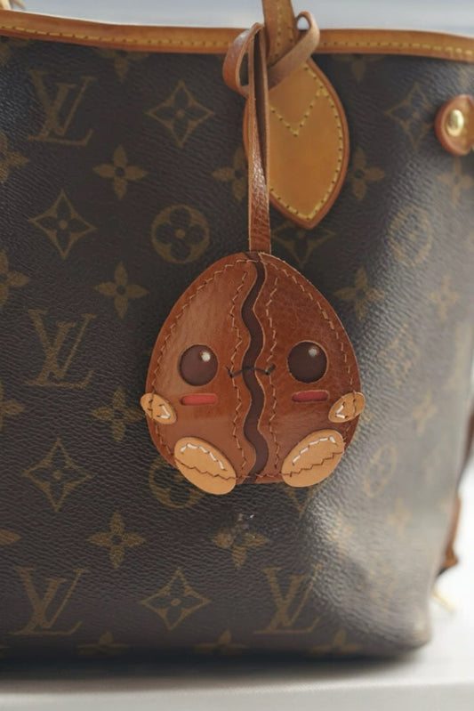 ROASTED BEAN PENDANT CHARM