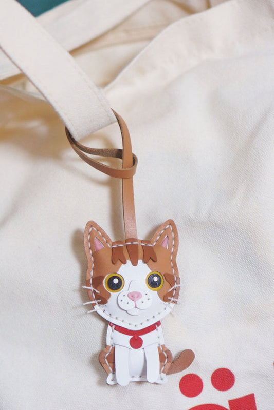 AMERICAN WIREHAIR CAT CHARM