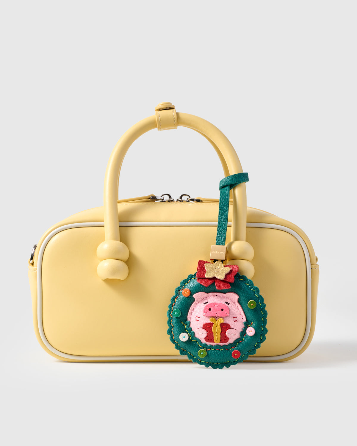 THE HOLIDAY PIGGY CHARM