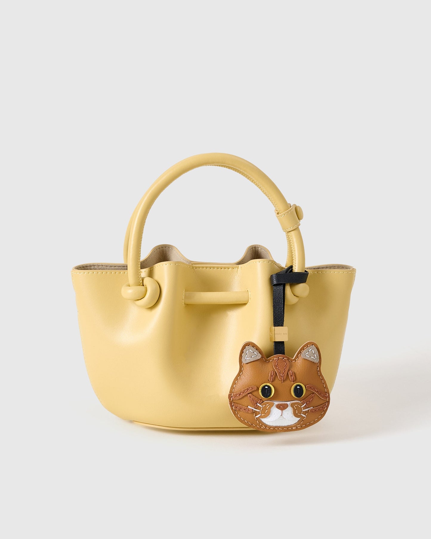 BRITISH SHORTHAIR CAT CHARM