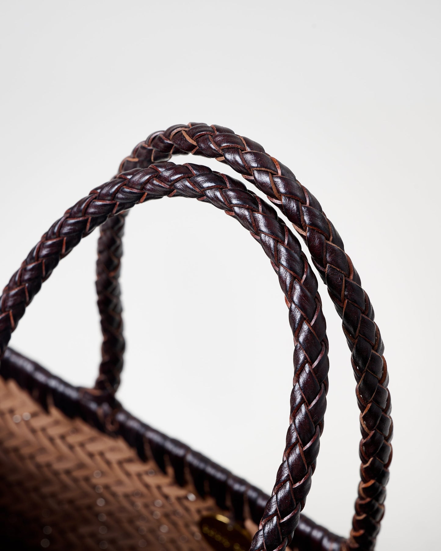 HANDWOVEN LEATHER TOTE BAG