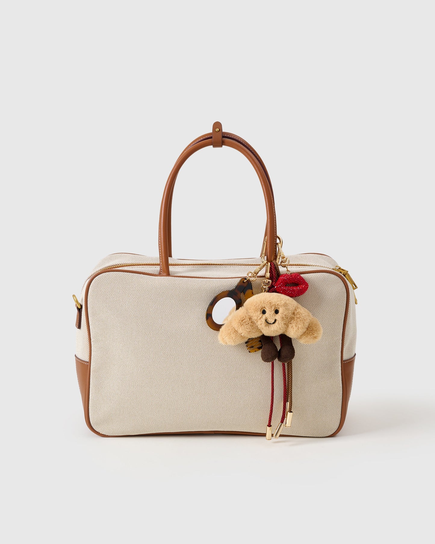 KISS-ME CROISSANT GIRL STACK CHARM