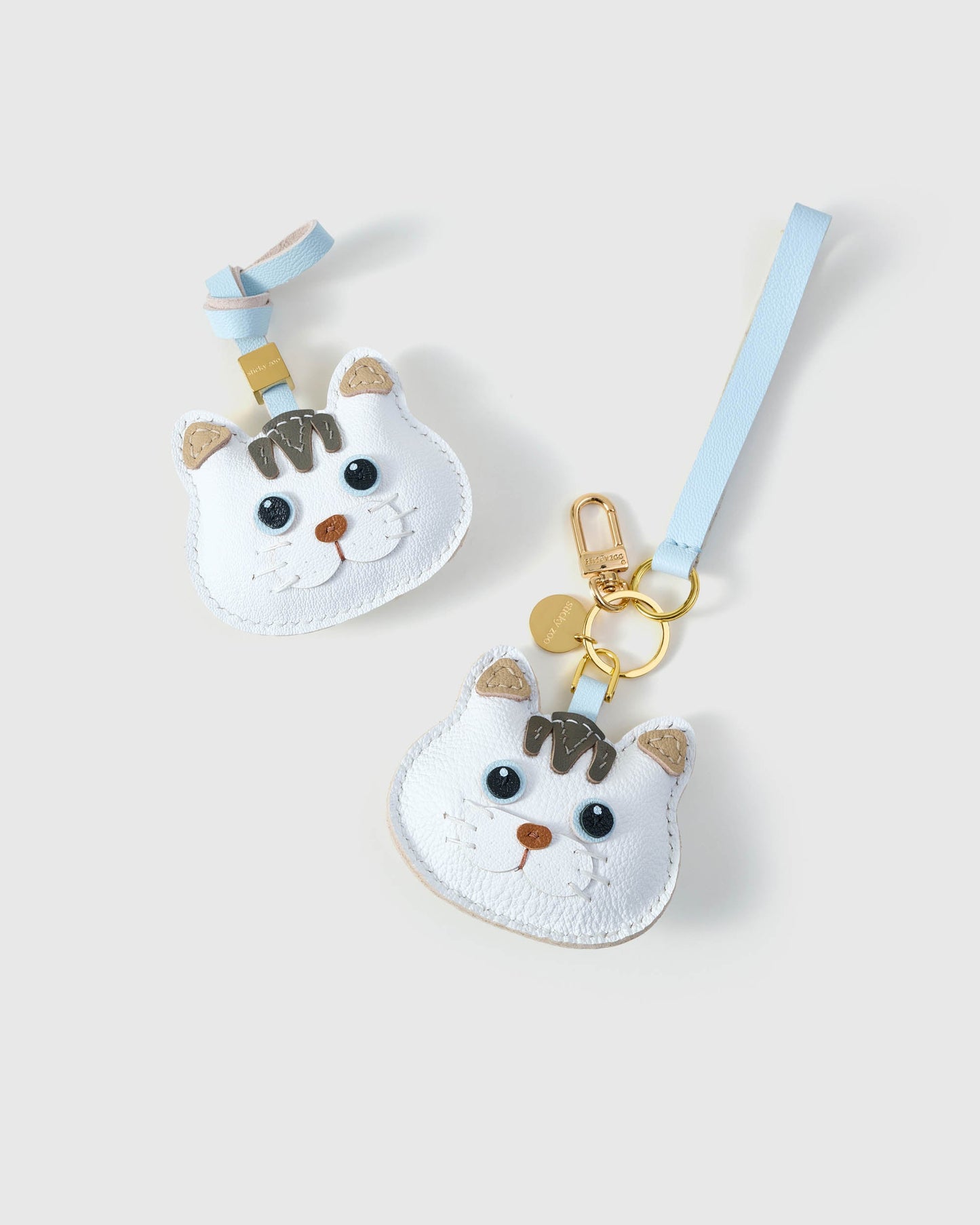 BRITISH SHORTHAIR CAT CHARM – CLOUD DREAM EDITION