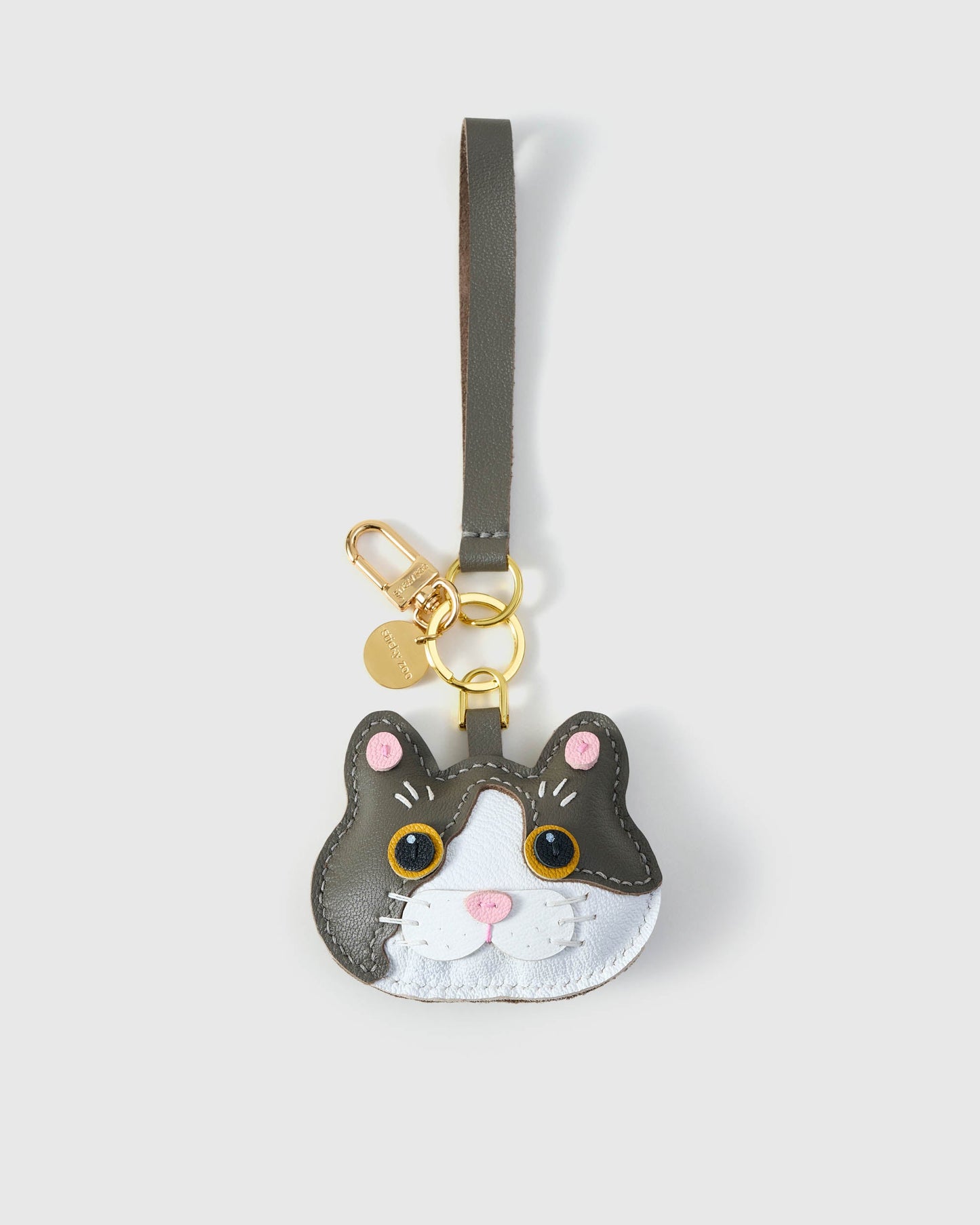 BRITISH SHORTHAIR CAT CHARM – GRAY MUSE EDITION