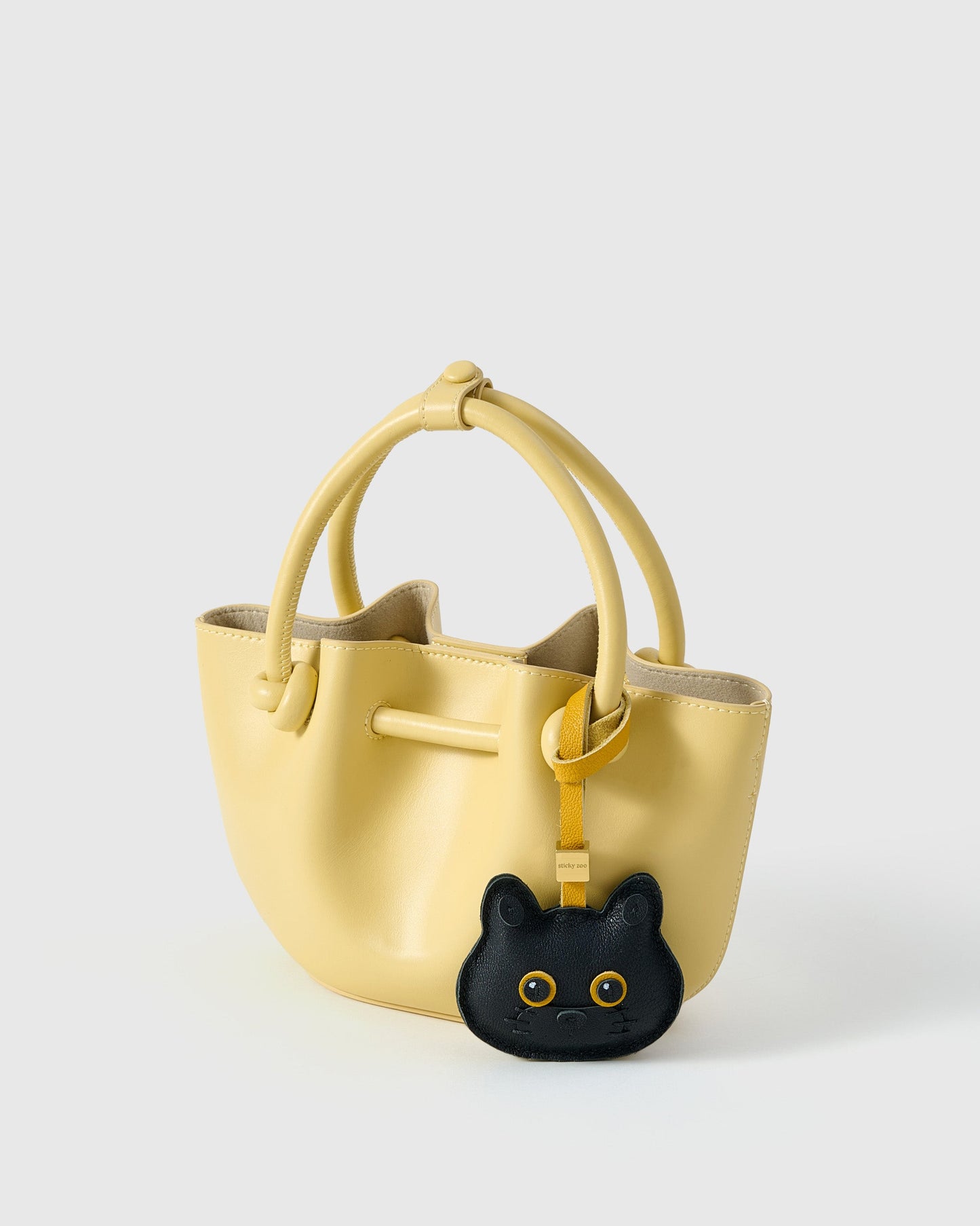 BRITISH SHORTHAIR CAT CHARM - BLACK EDITION