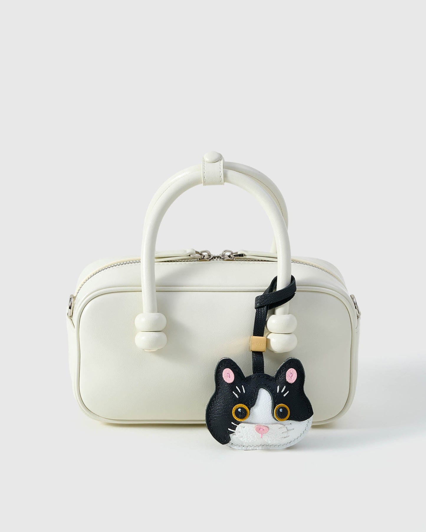 BRITISH SHORTHAIR CAT CHARM – BLACK MUSE EDITION