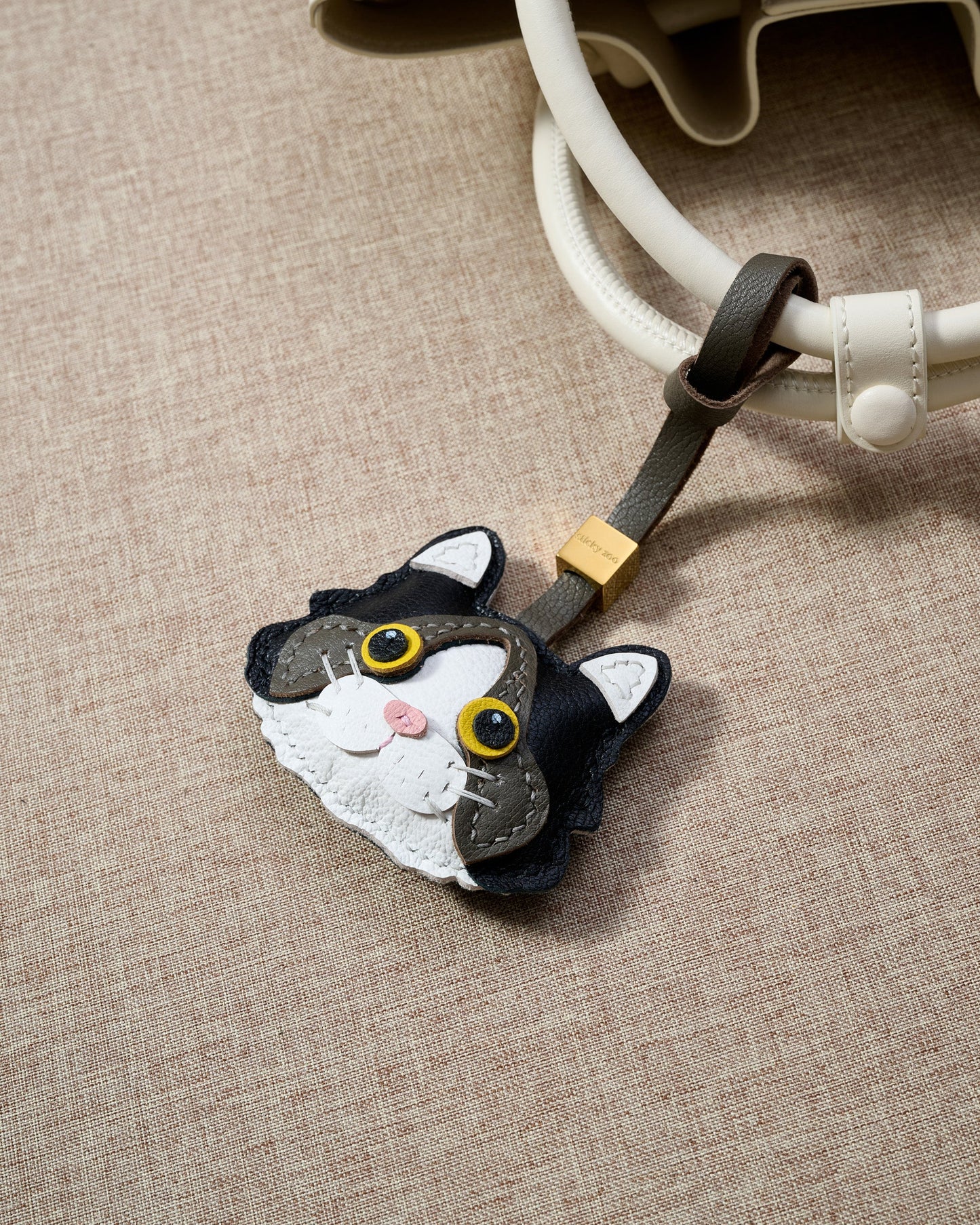 RAGDOLL CAT CHARM – BLACK EDITION