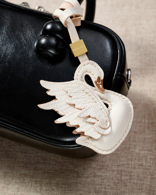 SWAN CHARM