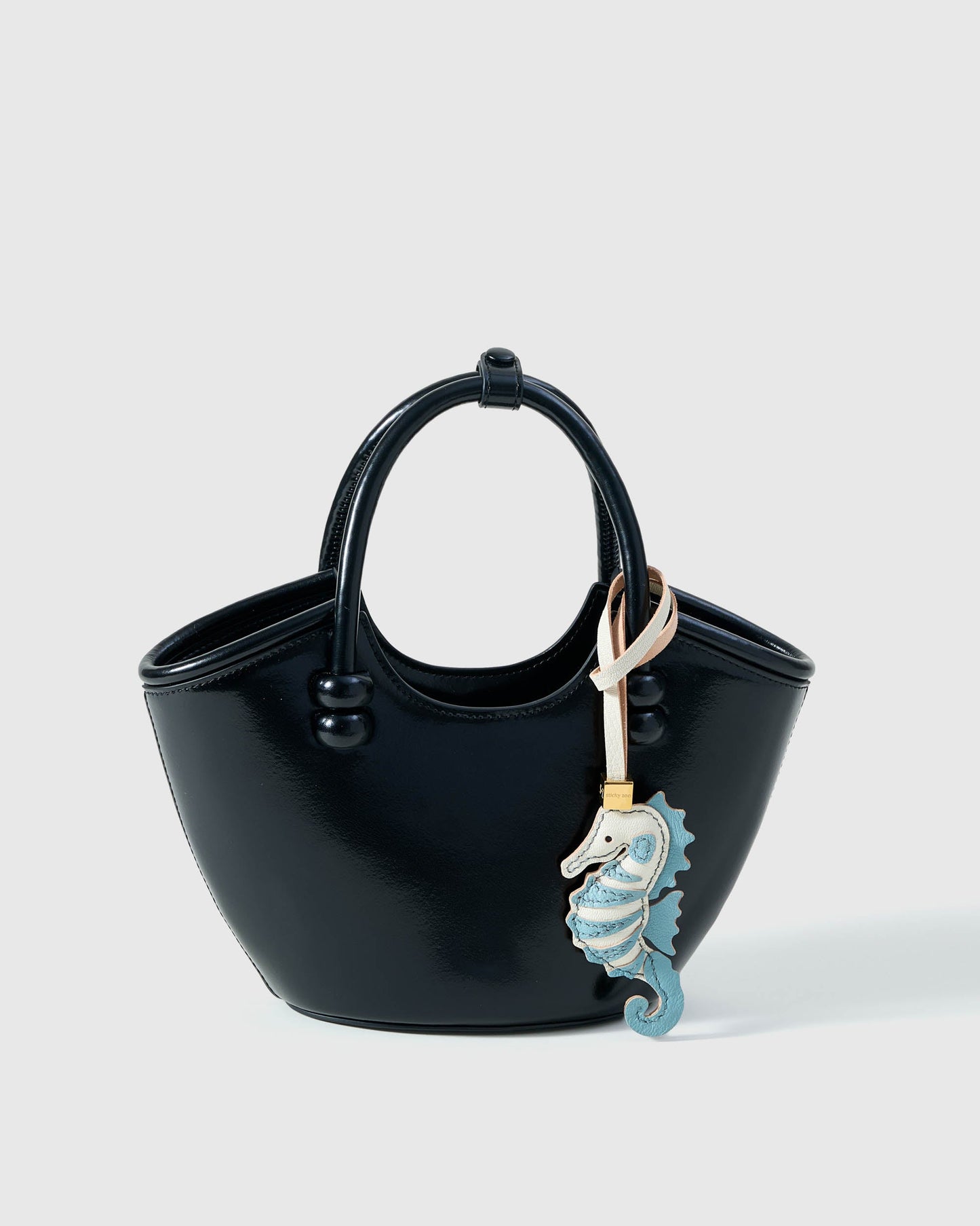 SEAHORSE WAVE WIGGLE CHARM