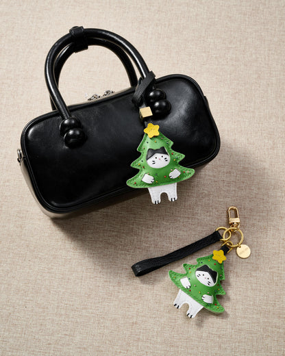 KITTEN IN CHRISTMAS TREE CHARM