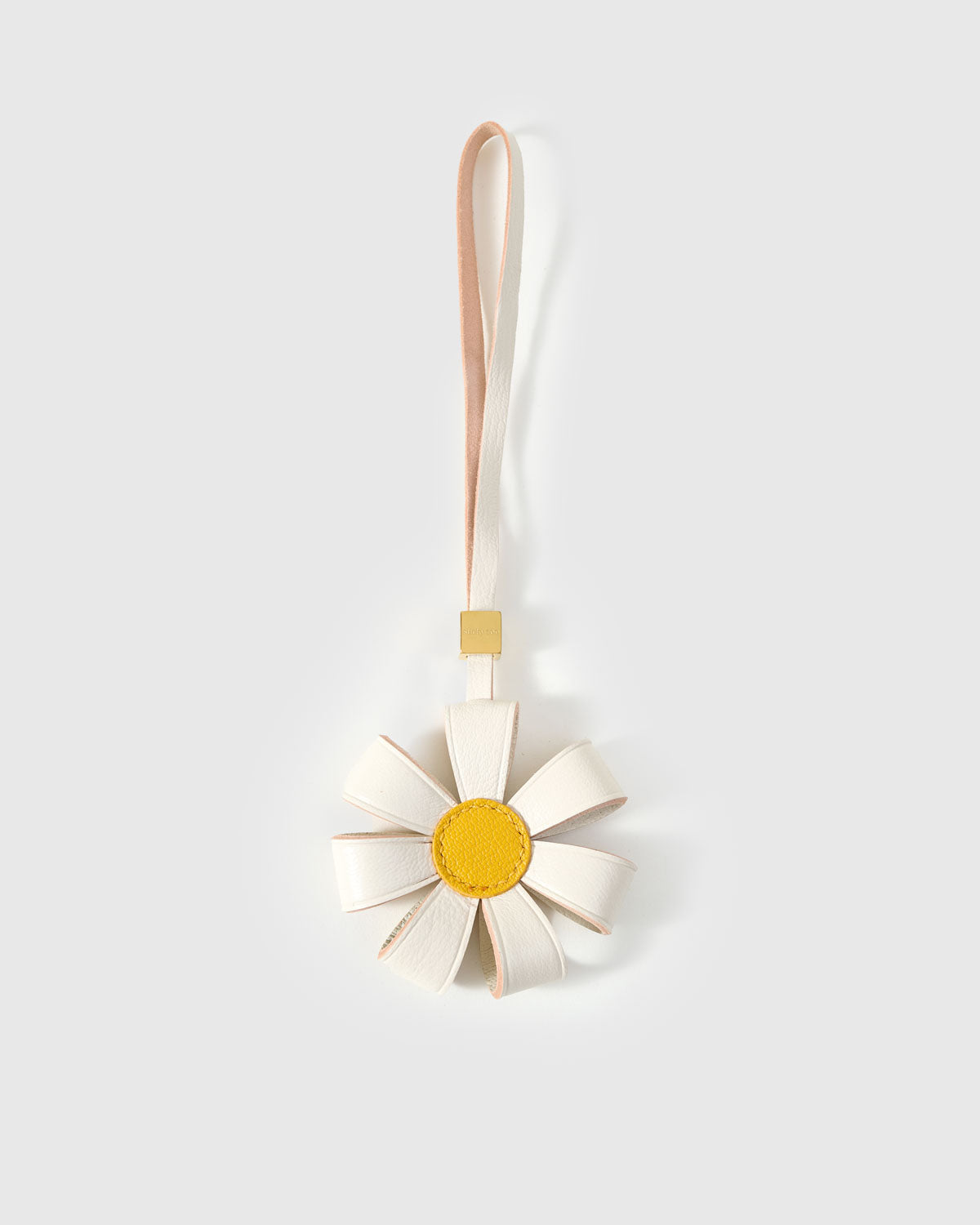 DAISY BAG CHARM