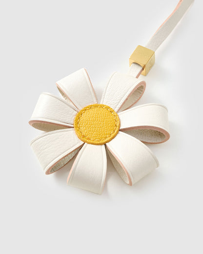 DAISY BAG CHARM