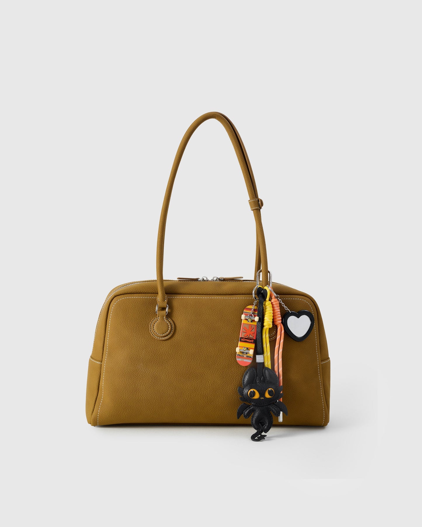 SKATER DRAGON STACK CHARM