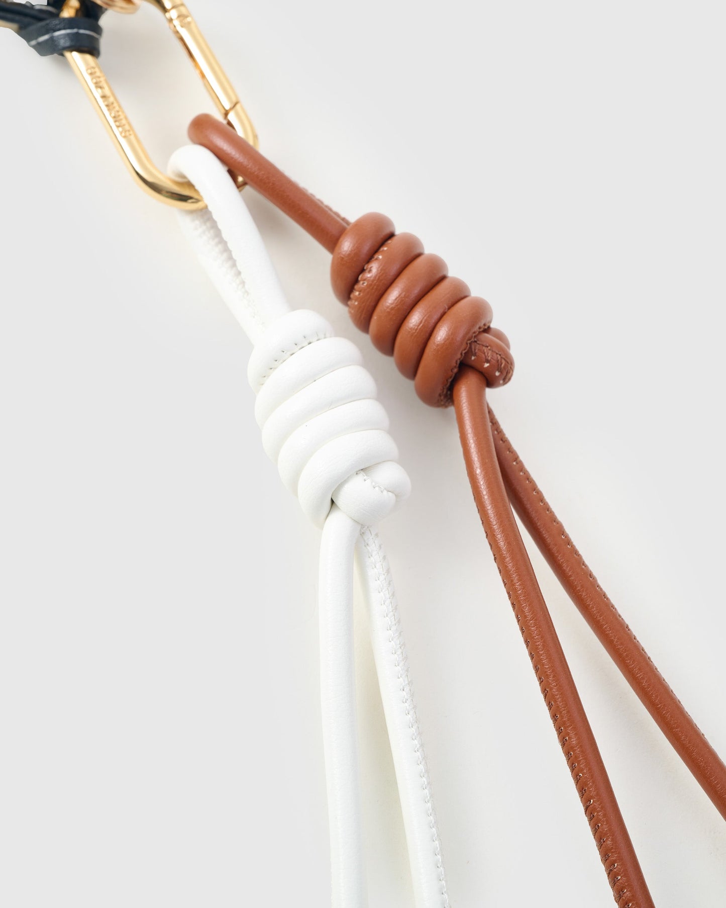 LUCKY HORSESHOE BOW STACK CHARM