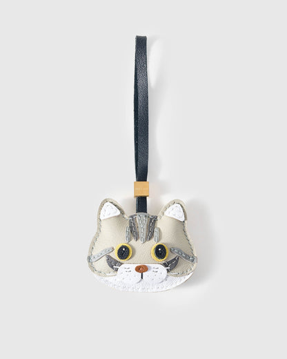 AMERICAN SHORTHAIR CAT CHARM – SILVER TABBY EDITION