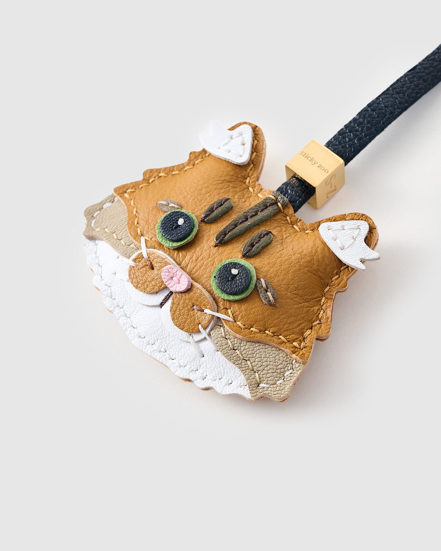 MAINE COON CAT CHARM