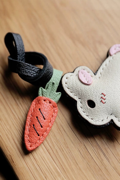 RABBIT WITH CARROT CHARM