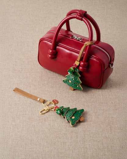 THE HOLIDAY TREE CHARM