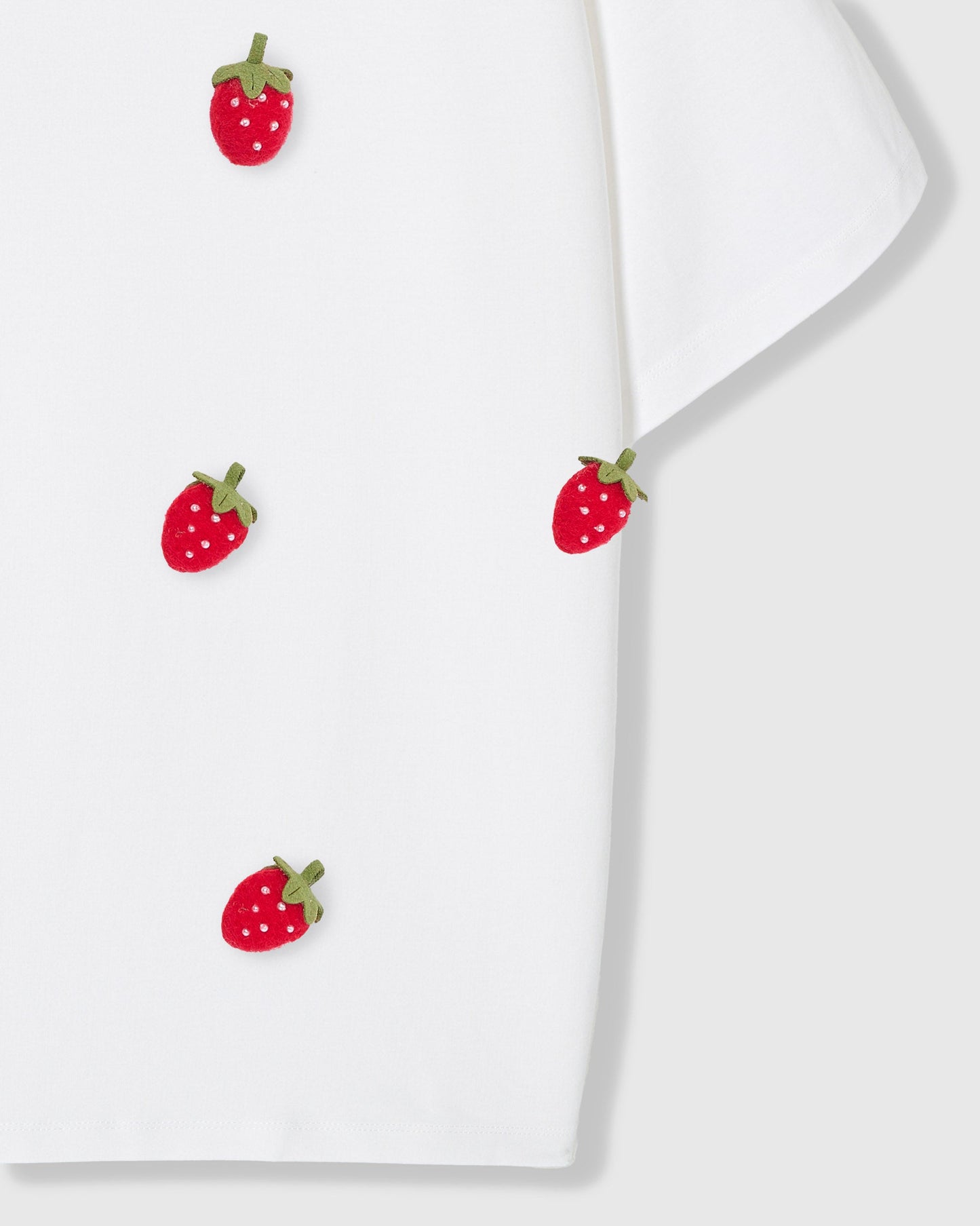 STRAWBERRY T-SHIRT