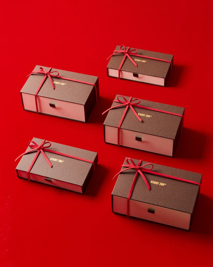 SIGNATURE GIFT BOX